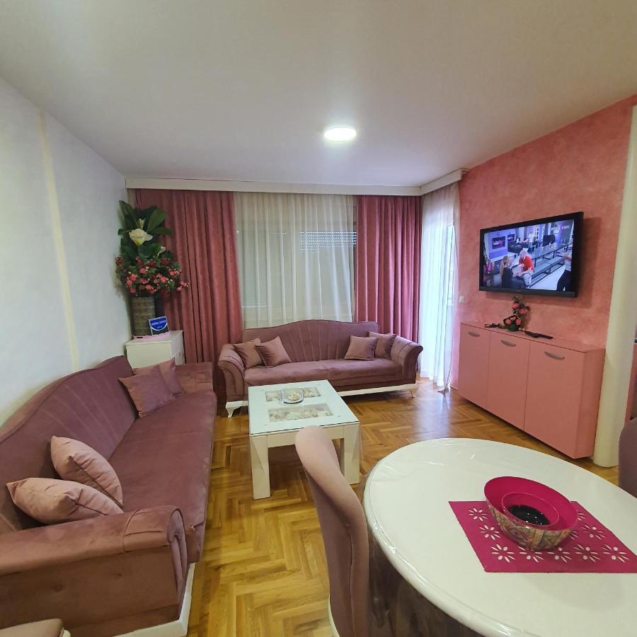 Apartman Kristina, Istocno Sarajevo,Vojvode Radomira Putnika 49F Lukavica Exterior foto