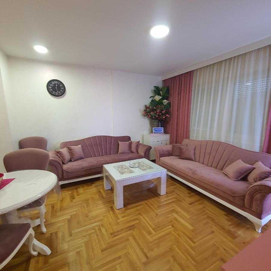 Apartman Kristina, Istocno Sarajevo,Vojvode Radomira Putnika 49F Lukavica Exterior foto